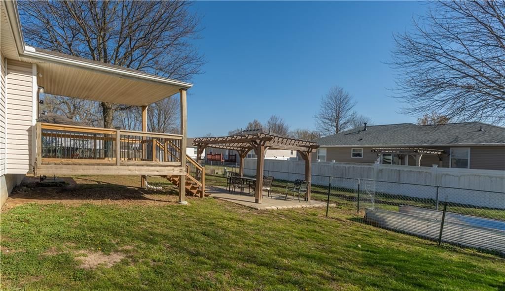 513 Kennedy Street — photo 30