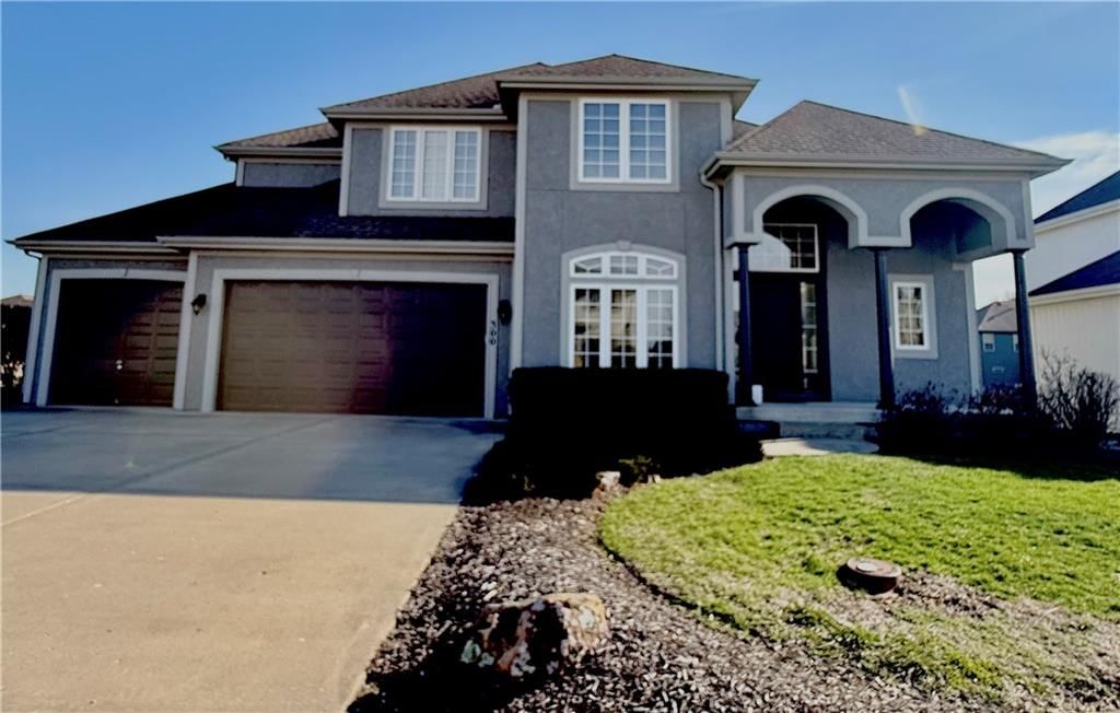 300 SW Eagles Ridge Drive, Blue Springs, MO