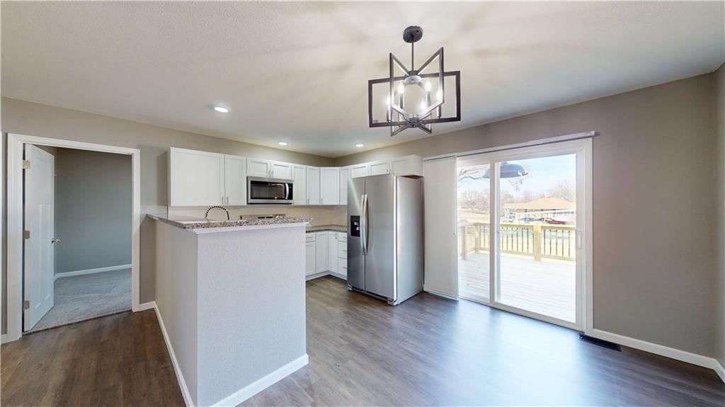 626 W Allison Street — photo 3