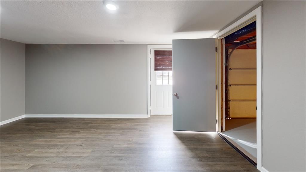 626 W Allison Street — photo 11