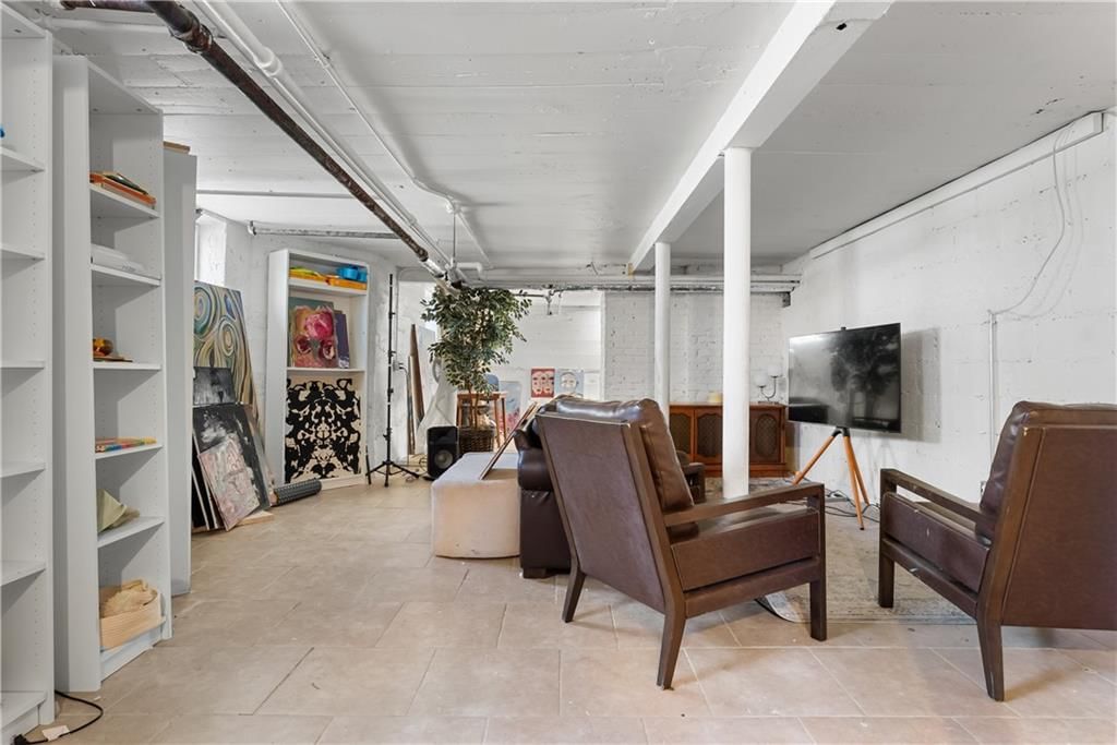 7804 Lydia Avenue — photo 49