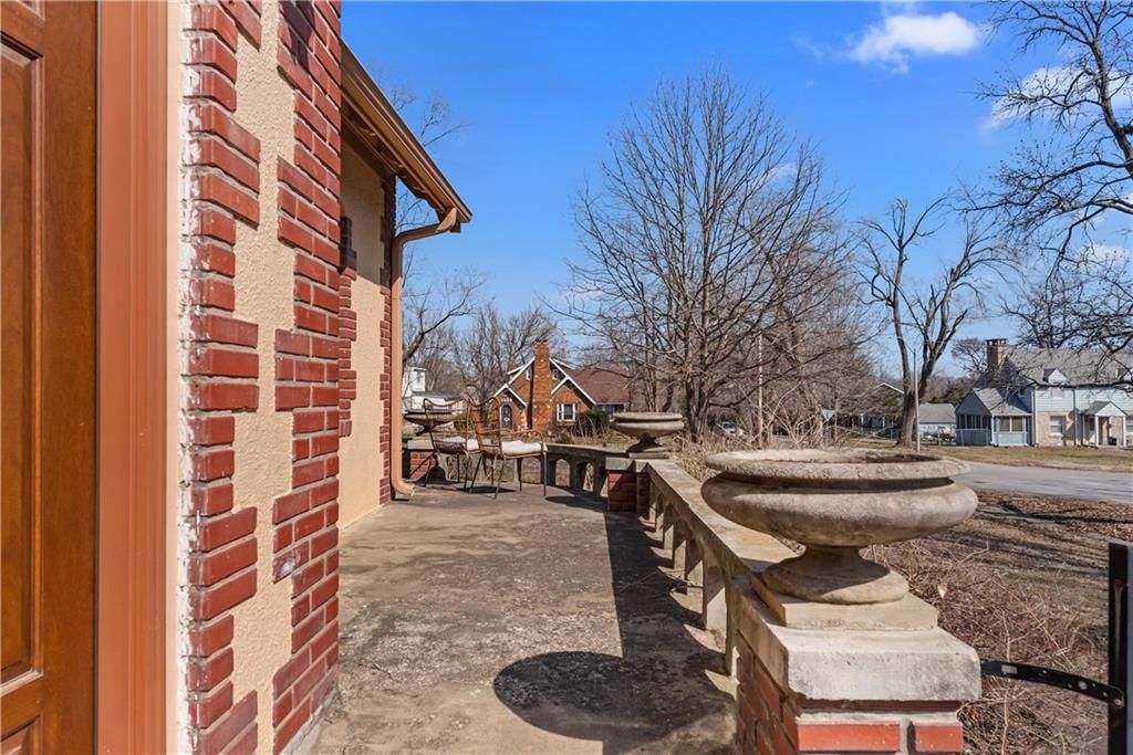 7804 Lydia Avenue — photo 62