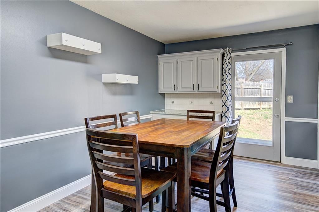 311 SW Pinnell Drive — photo 6