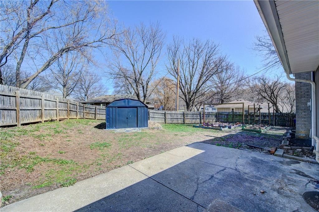 311 SW Pinnell Drive — photo 7