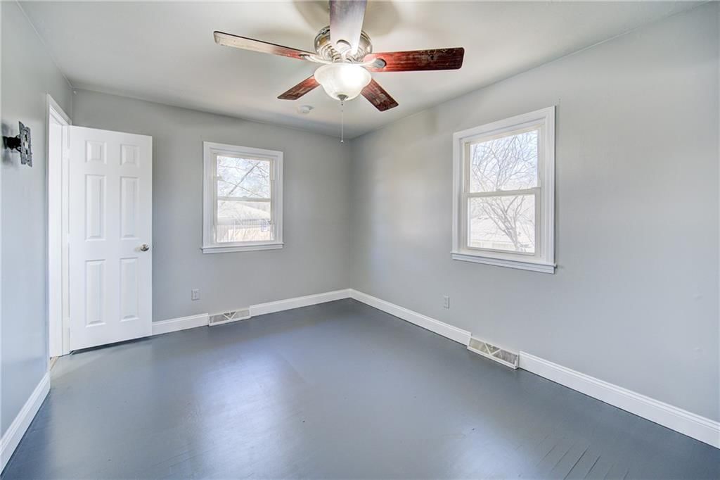 311 SW Pinnell Drive — photo 11