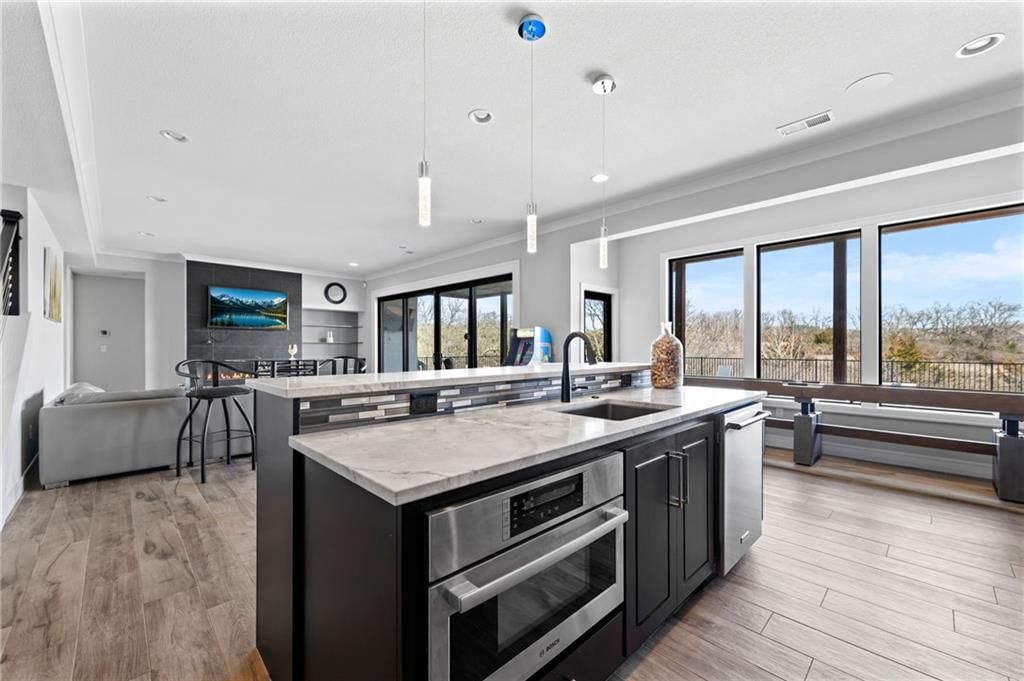 9317 Cottonwood Canyon Drive — photo 37