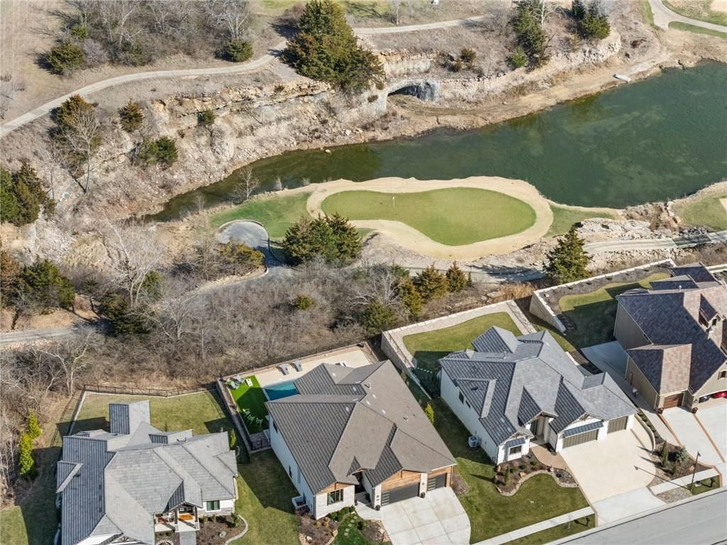 9317 Cottonwood Canyon Drive — photo 53
