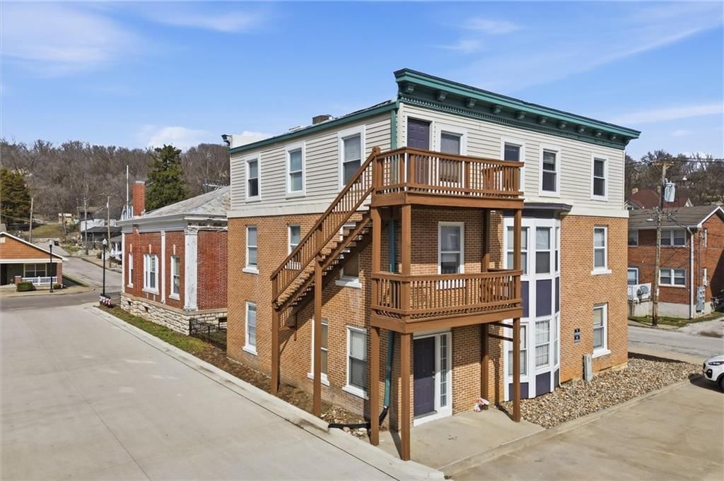 106 SARATOGA Avenue — photo 3
