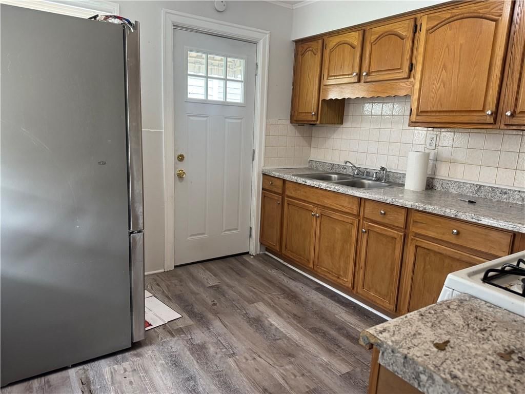 1600 Cypress Avenue — photo 6