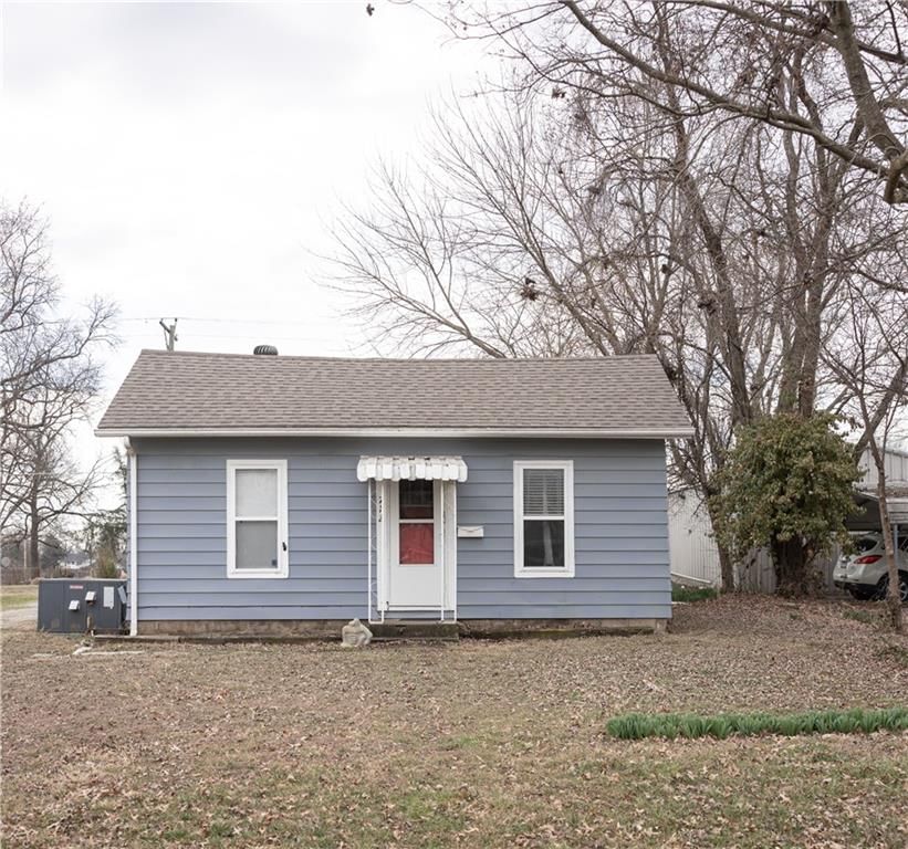 712 E Jackson N/A — photo 1