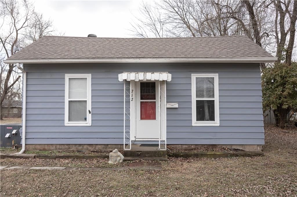 712 E Jackson N/A — photo 2