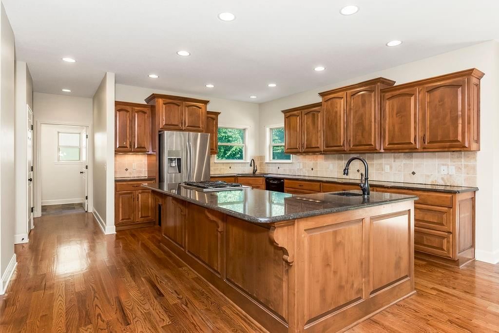 875 Clearview Drive — photo 16