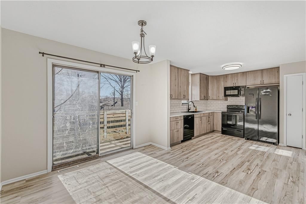 16901 E 3rd Street — photo 9