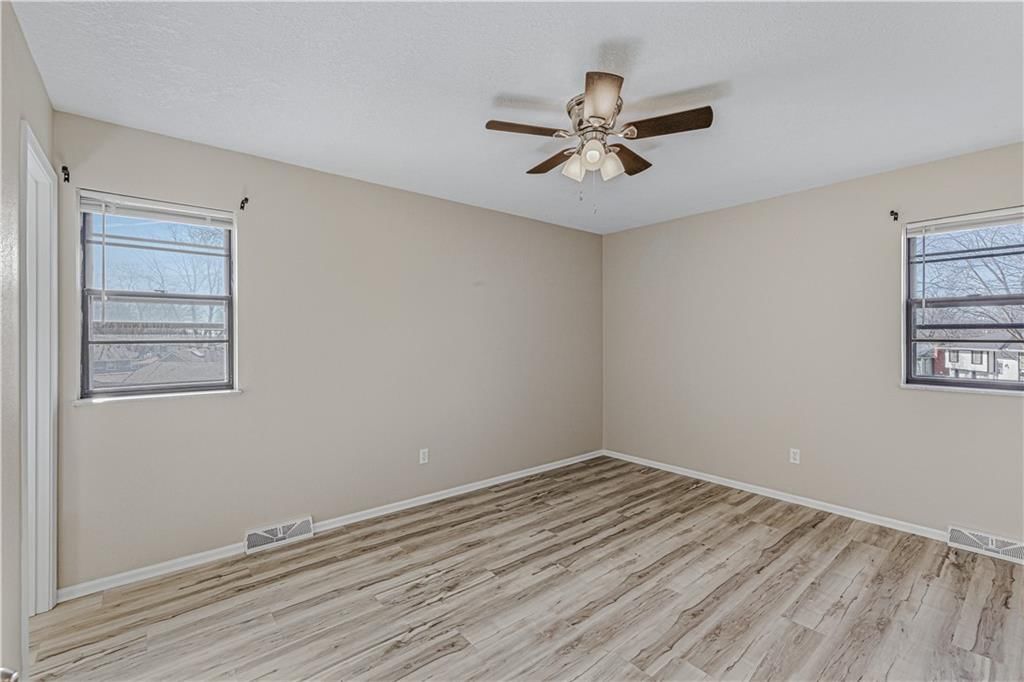 16901 E 3rd Street — photo 18