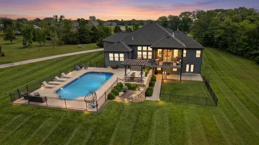 30310 Woodland Drive — photo 3
