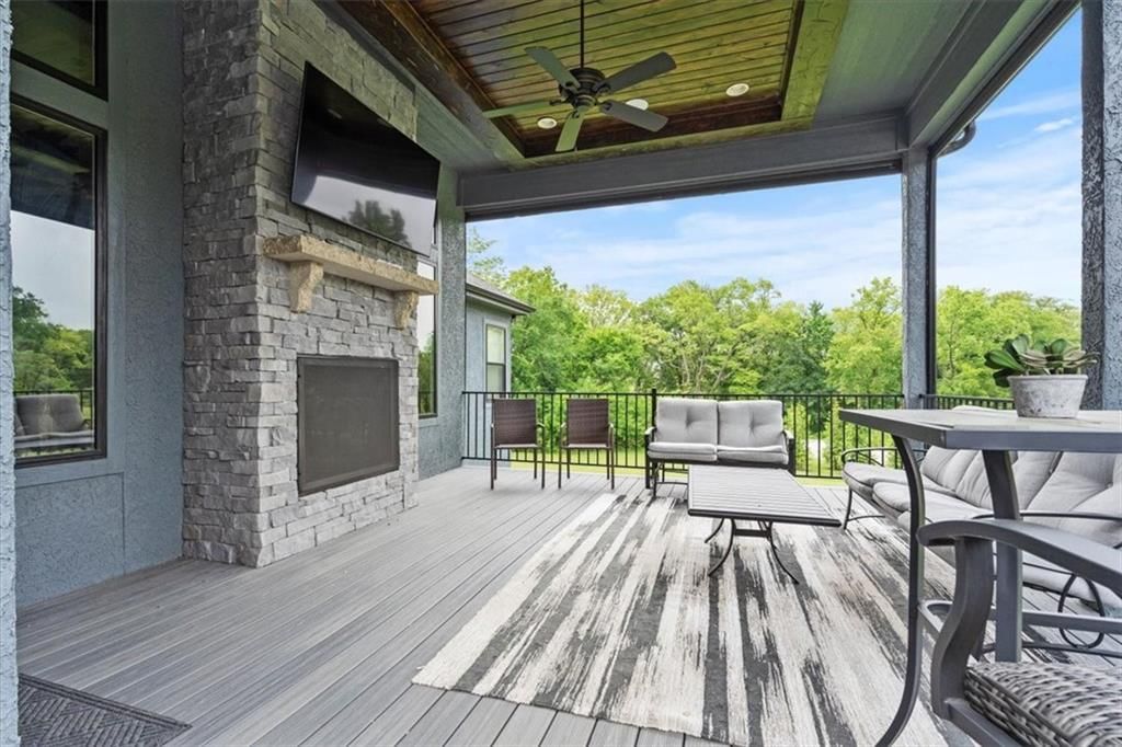 30310 Woodland Drive — photo 10