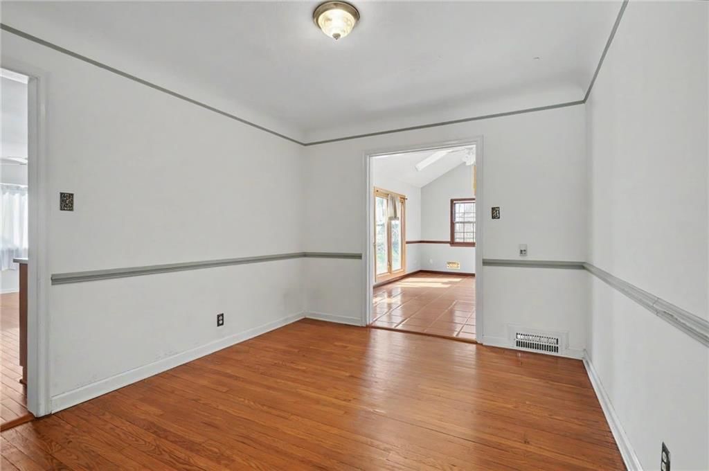 5212 W 57th Terrace — photo 11