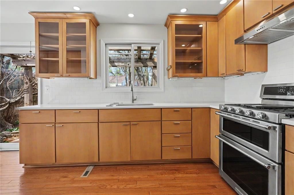 5212 W 57th Terrace — photo 13