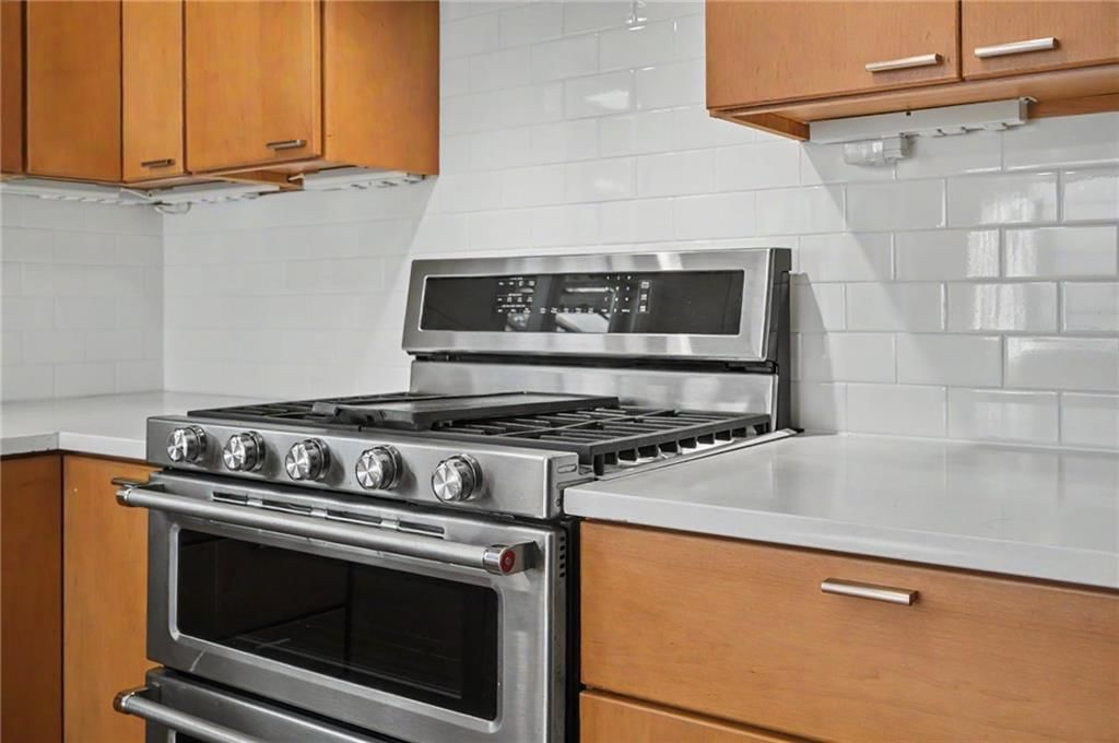 5212 W 57th Terrace — photo 14