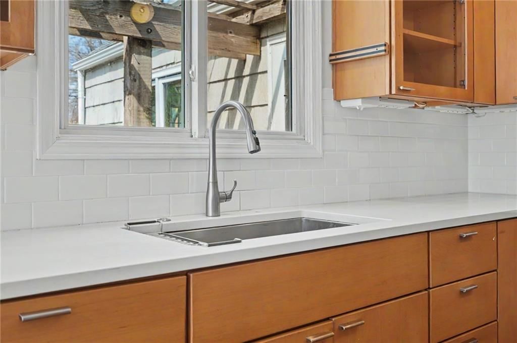 5212 W 57th Terrace — photo 15