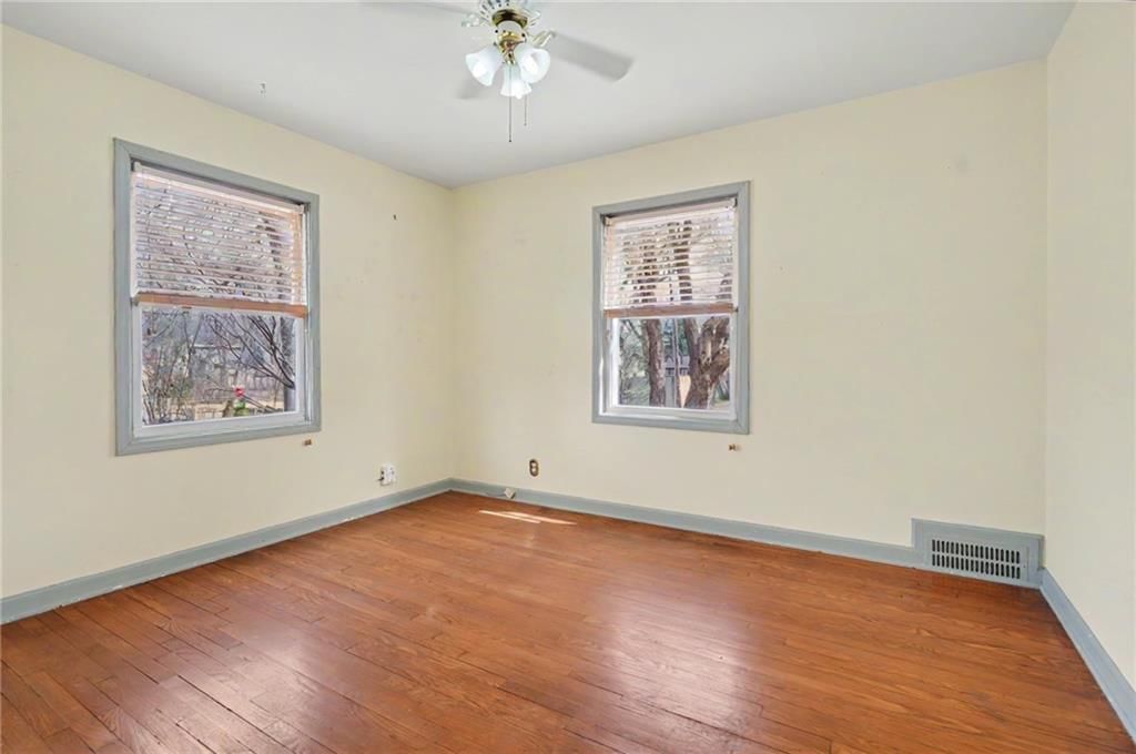 5212 W 57th Terrace — photo 35