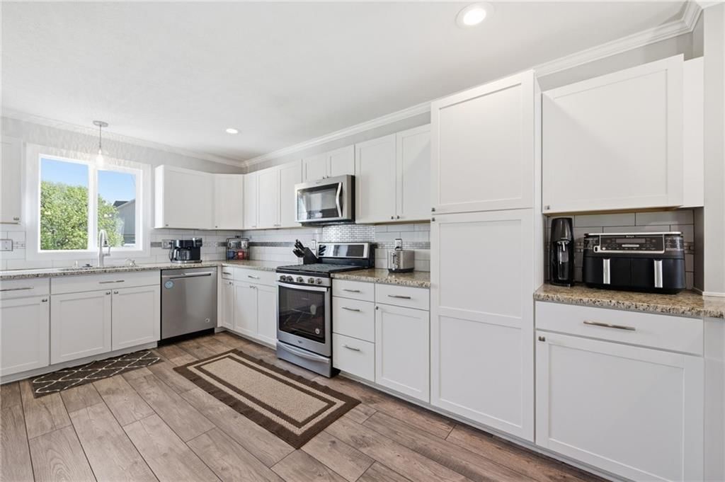 7219 NW 85th Street — photo 11