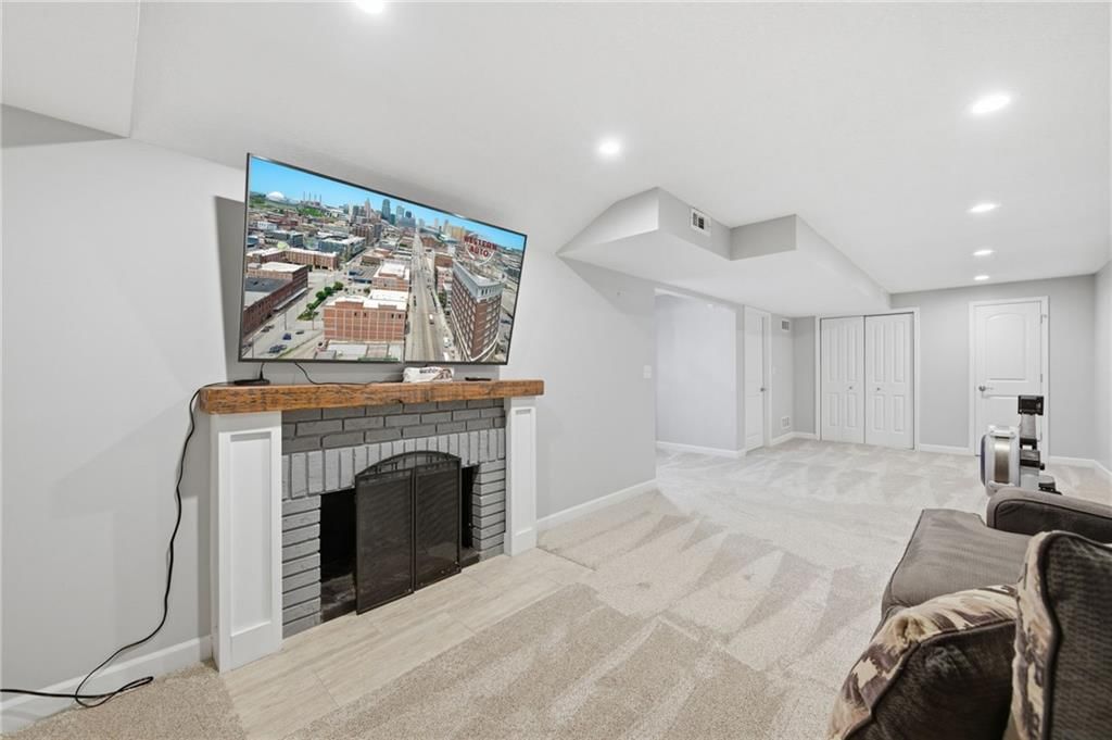 7219 NW 85th Street — photo 32