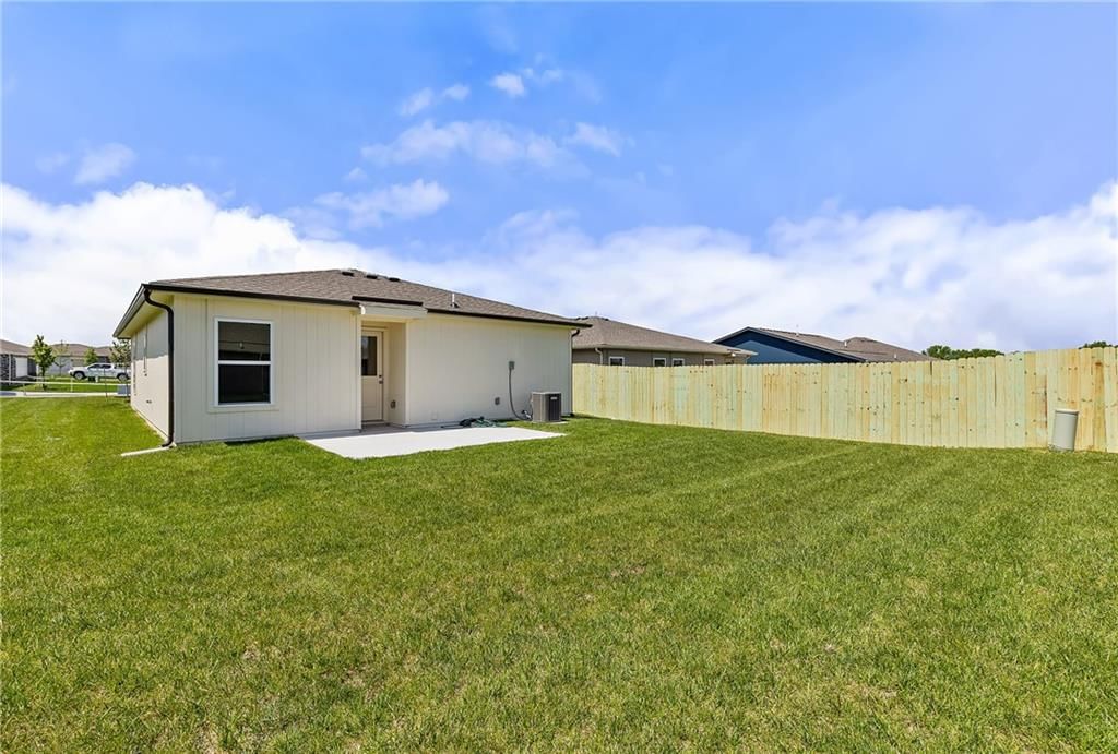 20843 Fairview Street — photo 2