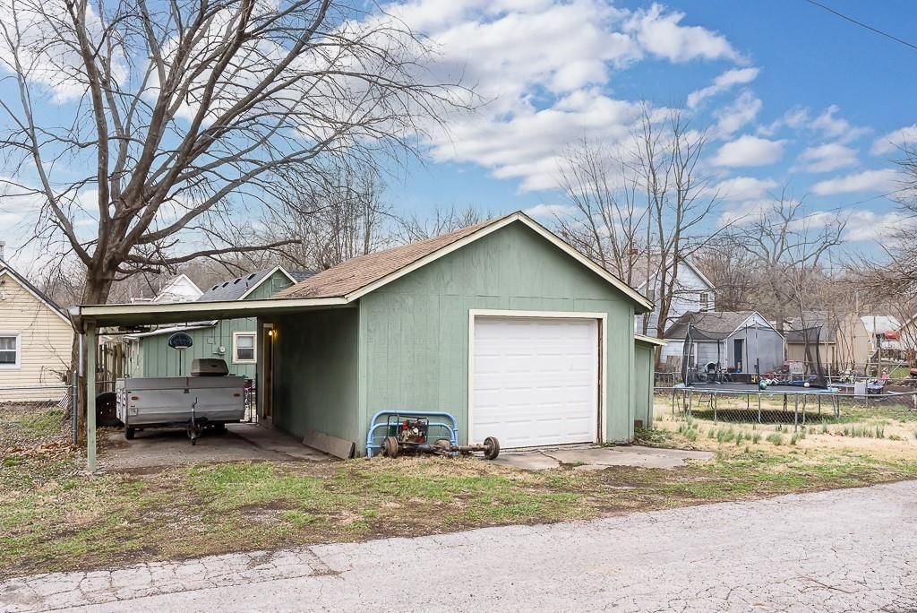 1020 Osage Street — photo 16