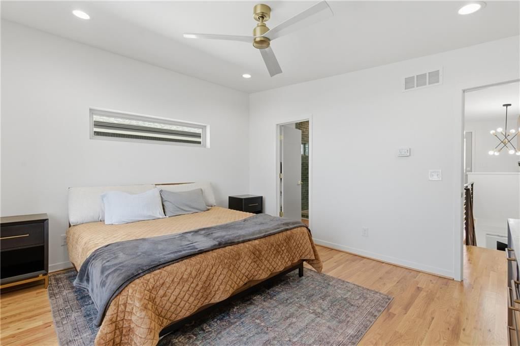 1812 Mercier Street — photo 30