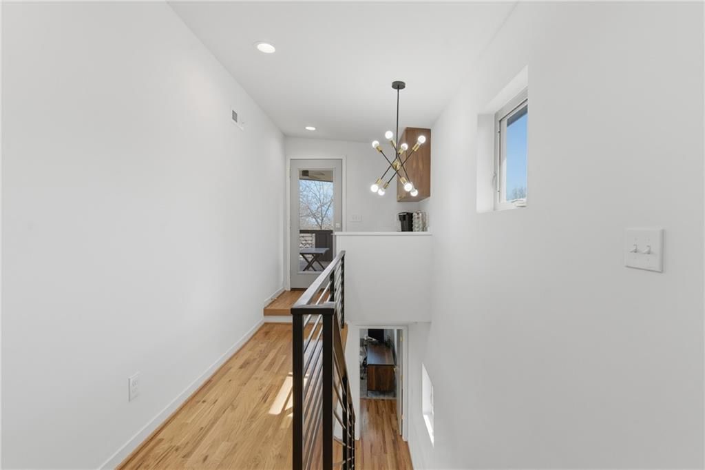 1812 Mercier Street — photo 36
