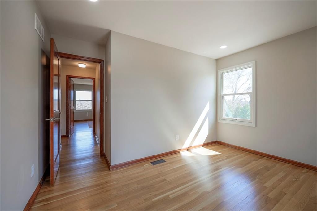 10923 Lydia Avenue — photo 29