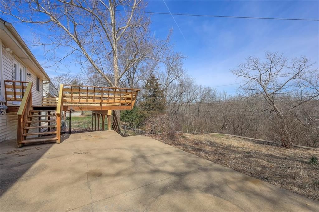 10923 Lydia Avenue — photo 35