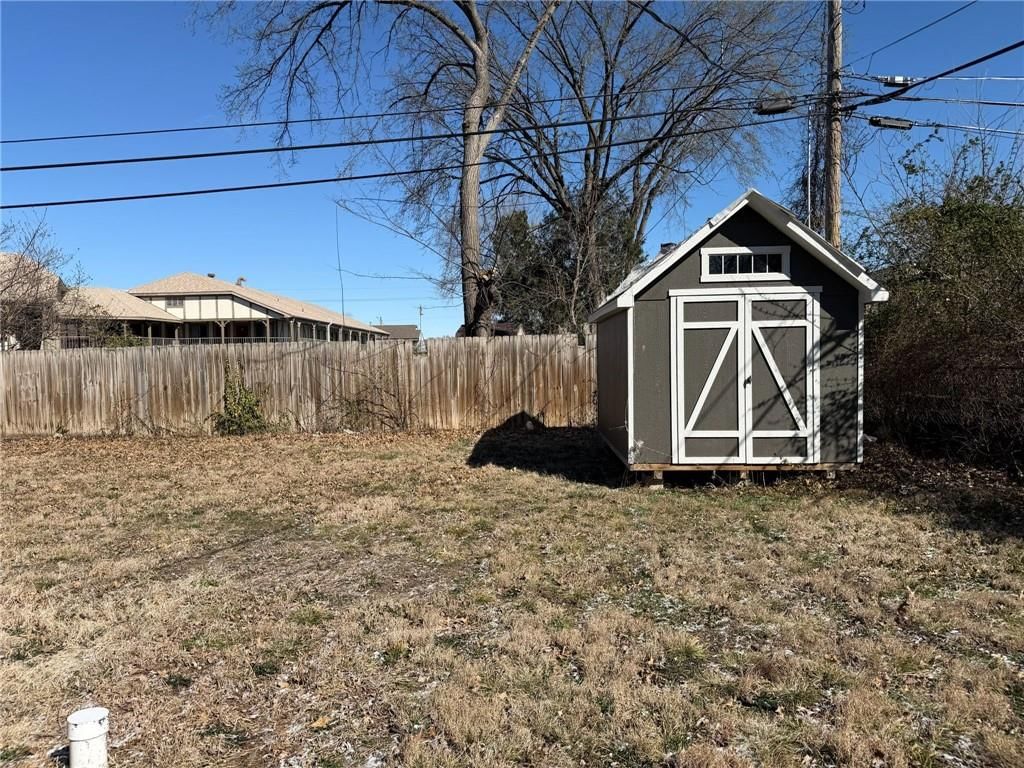 2608 Moundview Drive — photo 18