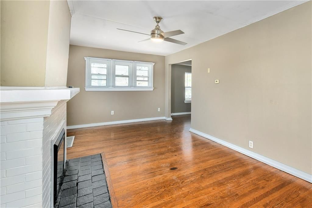 4427 Agnes Avenue — photo 5