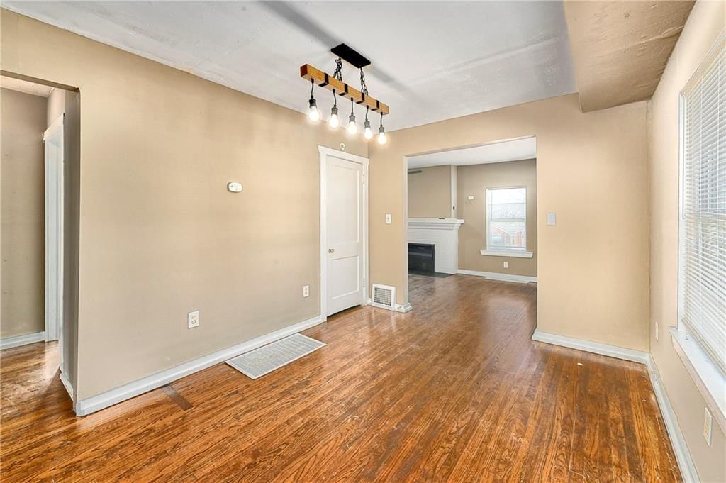 4427 Agnes Avenue — photo 10