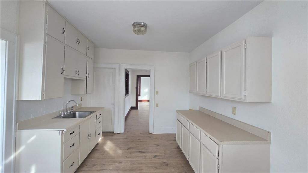 340 Mansur Street — photo 6