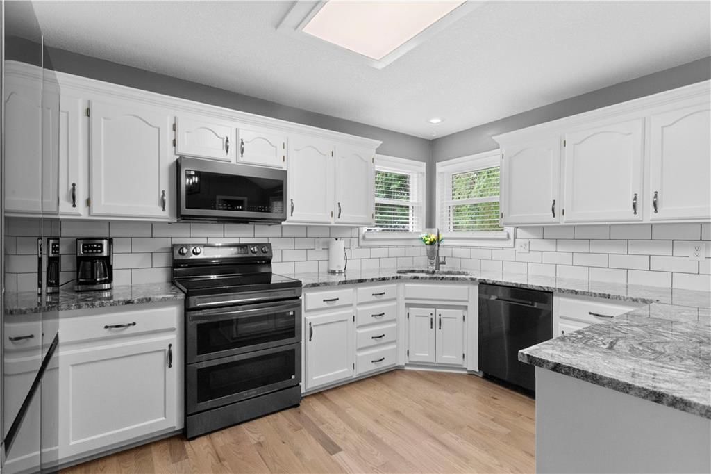 4432 SW Rivulet Drive — photo 10