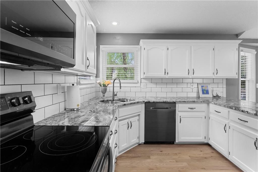 4432 SW Rivulet Drive — photo 12