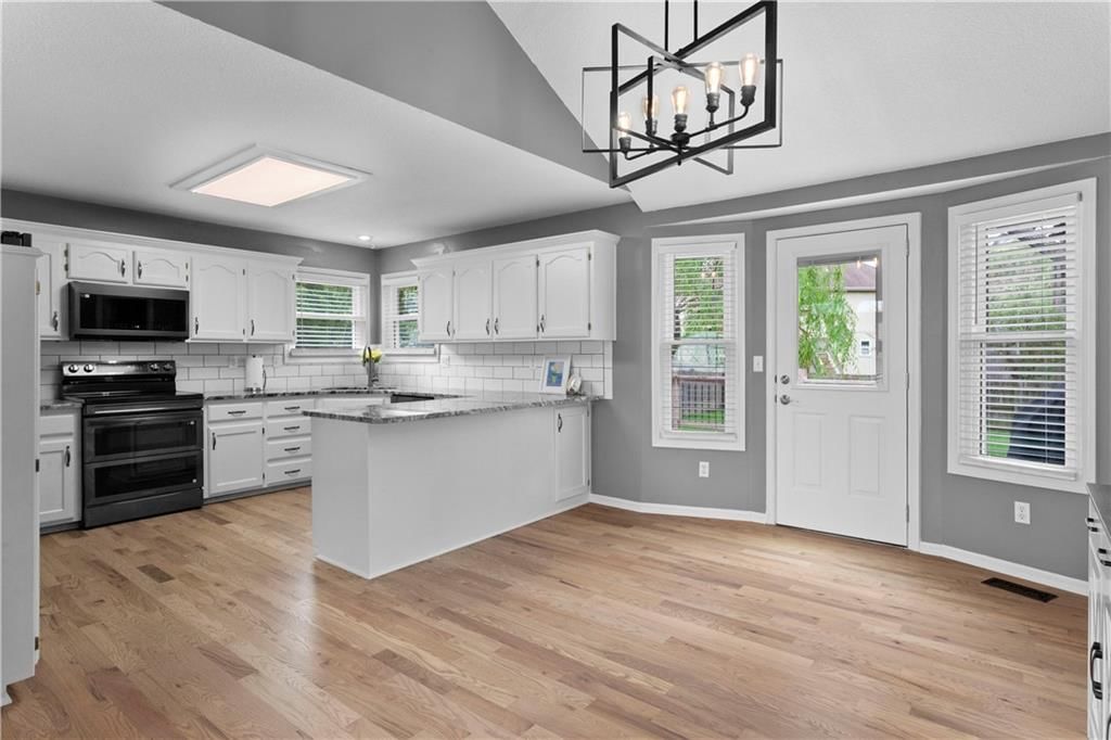 4432 SW Rivulet Drive — photo 13