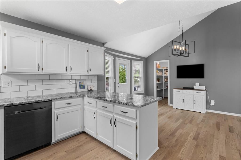 4432 SW Rivulet Drive — photo 14