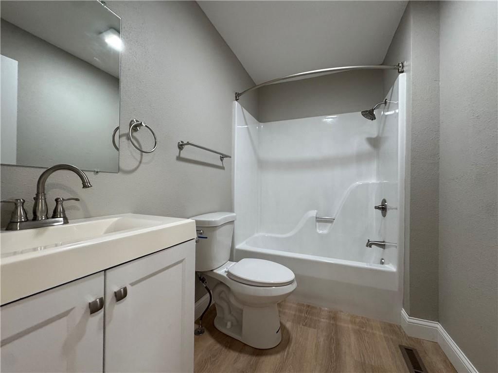 1601 N Dreher Street — photo 14