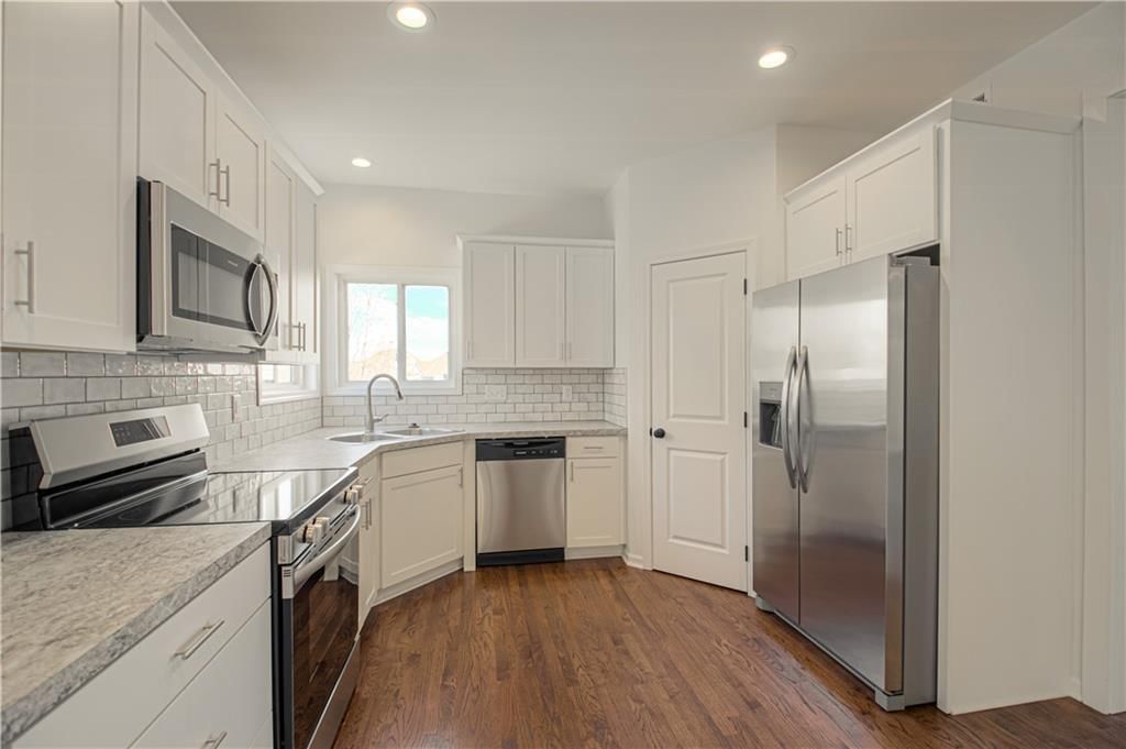 10224 N Willow Avenue — photo 13