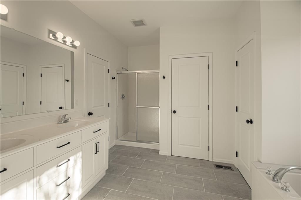 10224 N Willow Avenue — photo 19