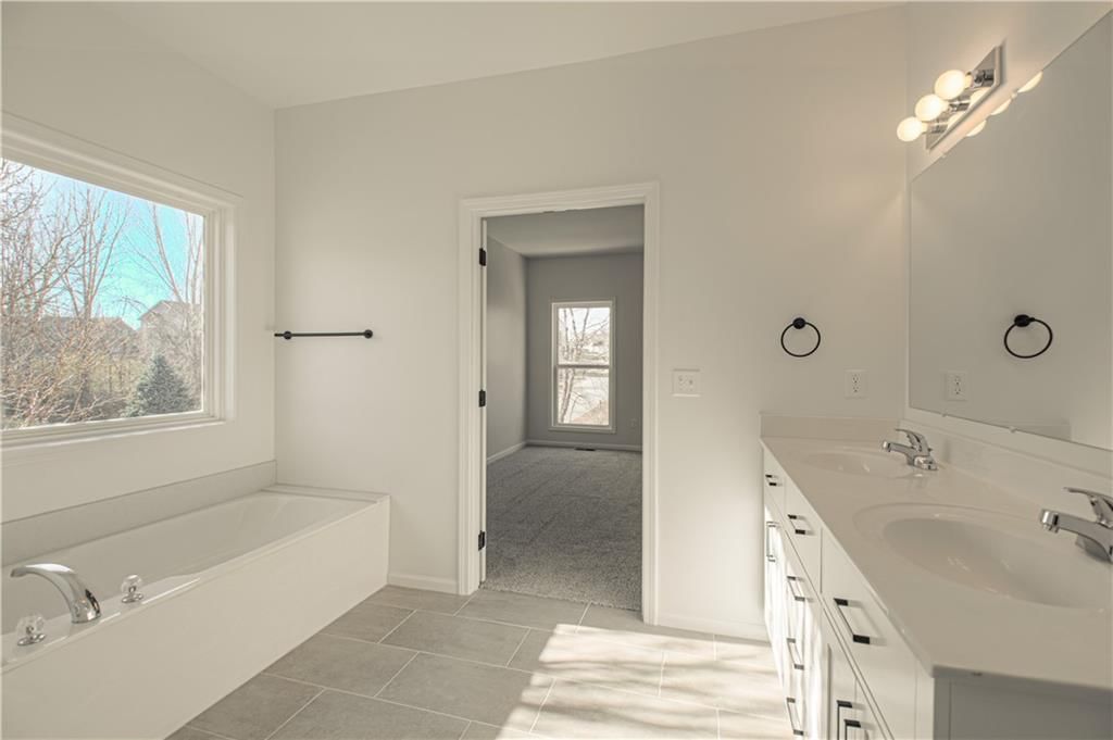 10224 N Willow Avenue — photo 20
