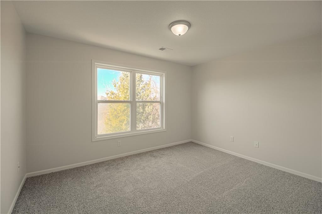 10224 N Willow Avenue — photo 24