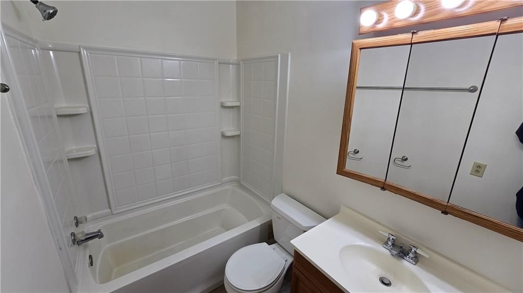 374 Woodrow Street — photo 10