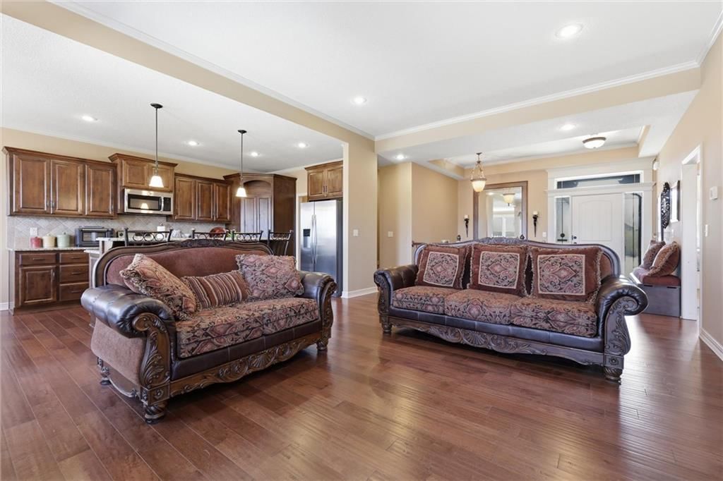 2400 SW River Spring Road — photo 4