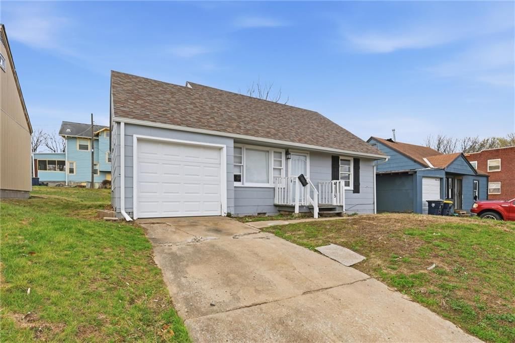 4115 E Linwood Boulevard — photo 3
