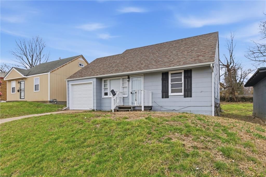4115 E Linwood Boulevard — photo 4